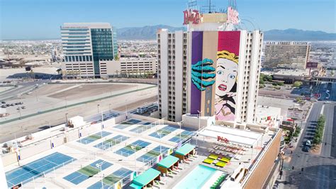 plaza hotel las vegas official site.